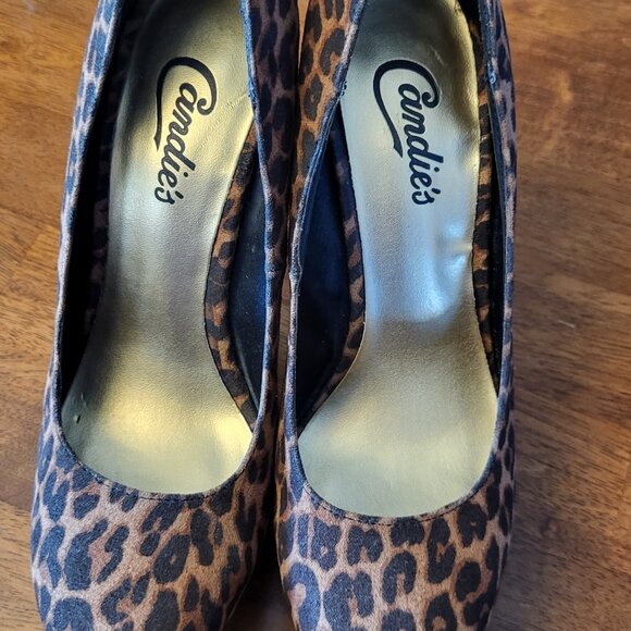 Candies ~ Sz 7 ~ Platform Pumps w/Stiletto Heel ~ NWOT - Picture 4 of 11